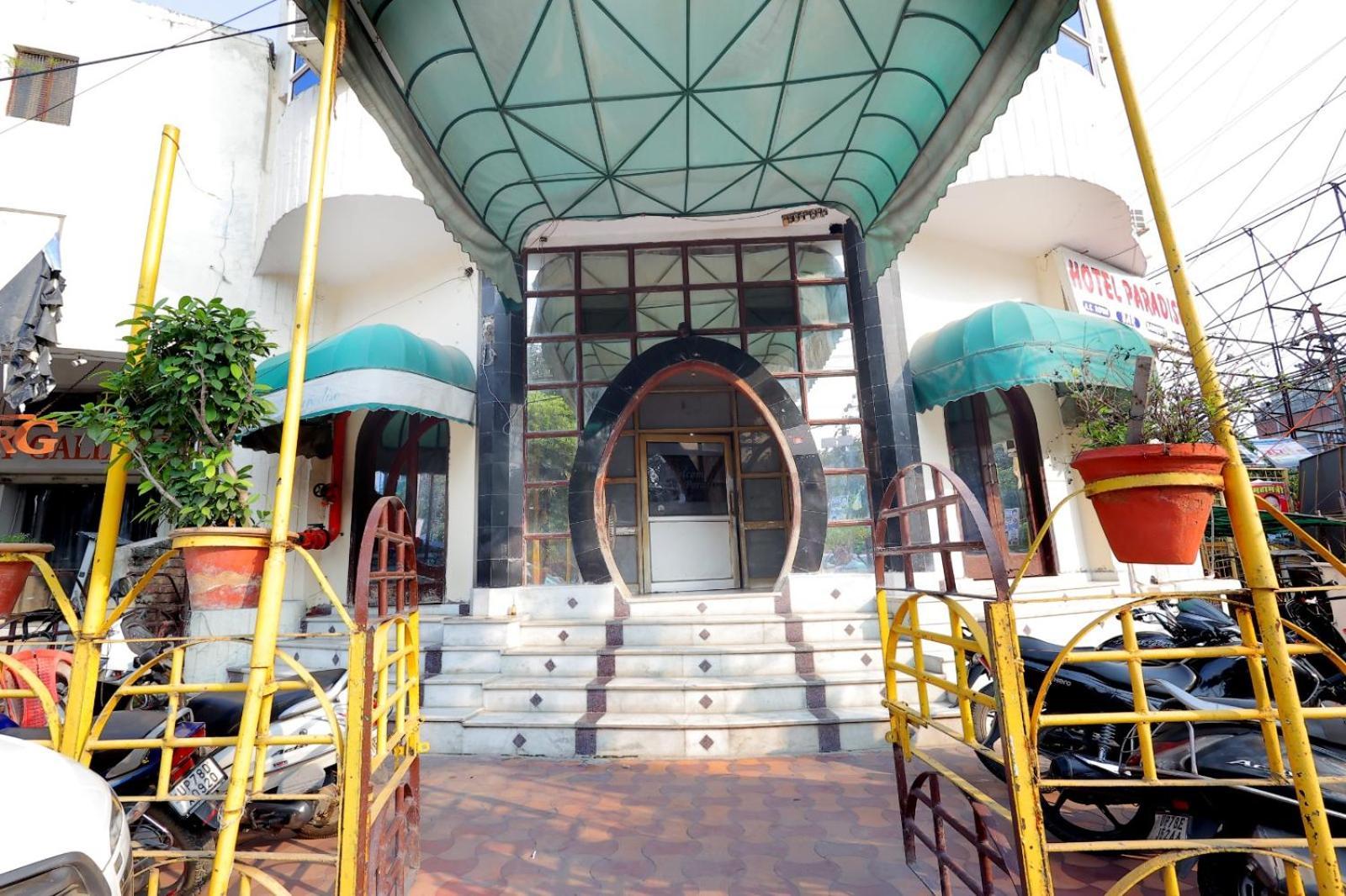 Hotel Paradise กานปูร์ ภายนอก รูปภาพ